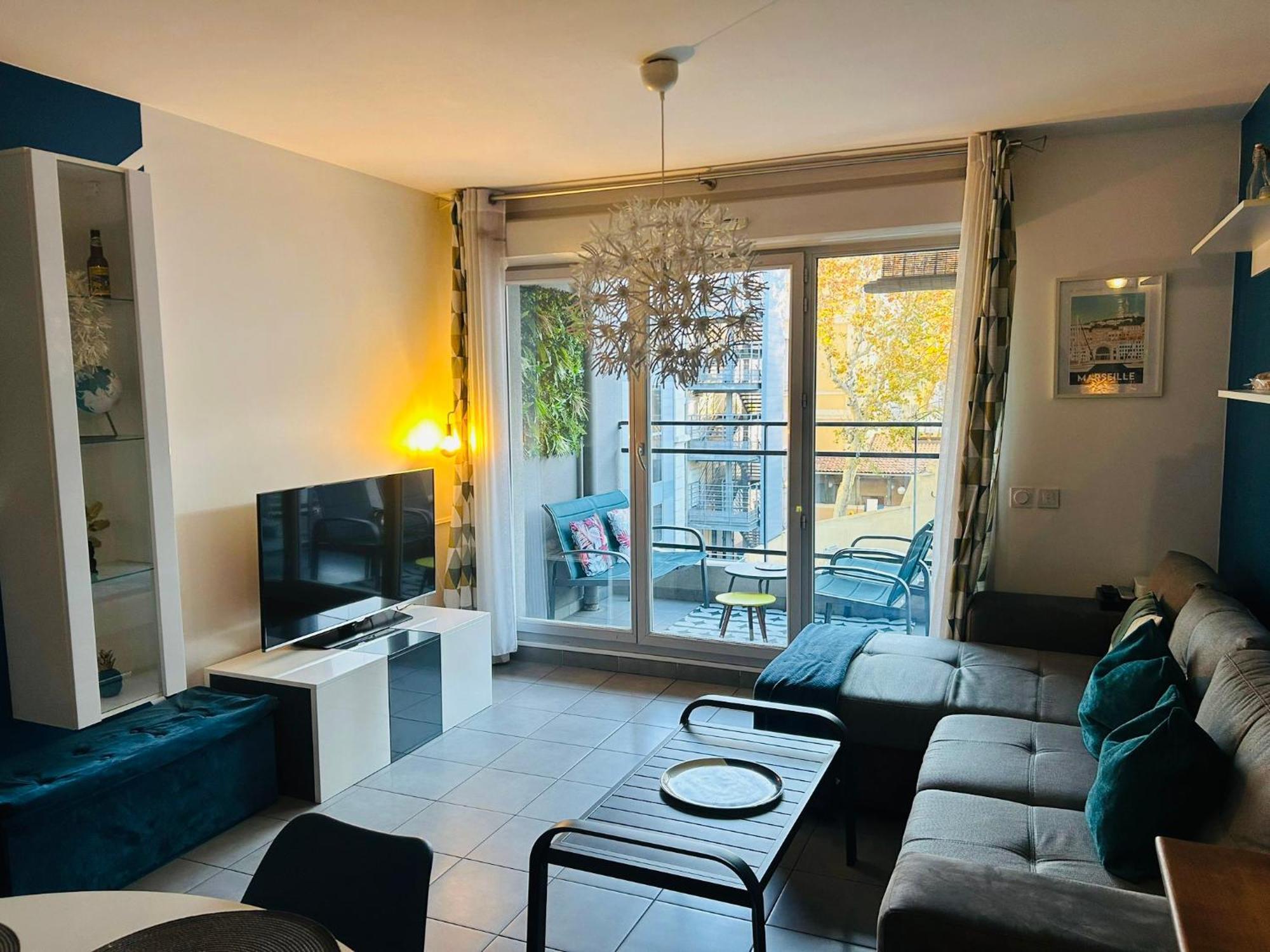 Le 13Or - Appartement De Charme En Plein Centre Ville Avec Parking Et Jolie Terrasse - Panier Joliette Vieux Port Marseille Kültér fotó