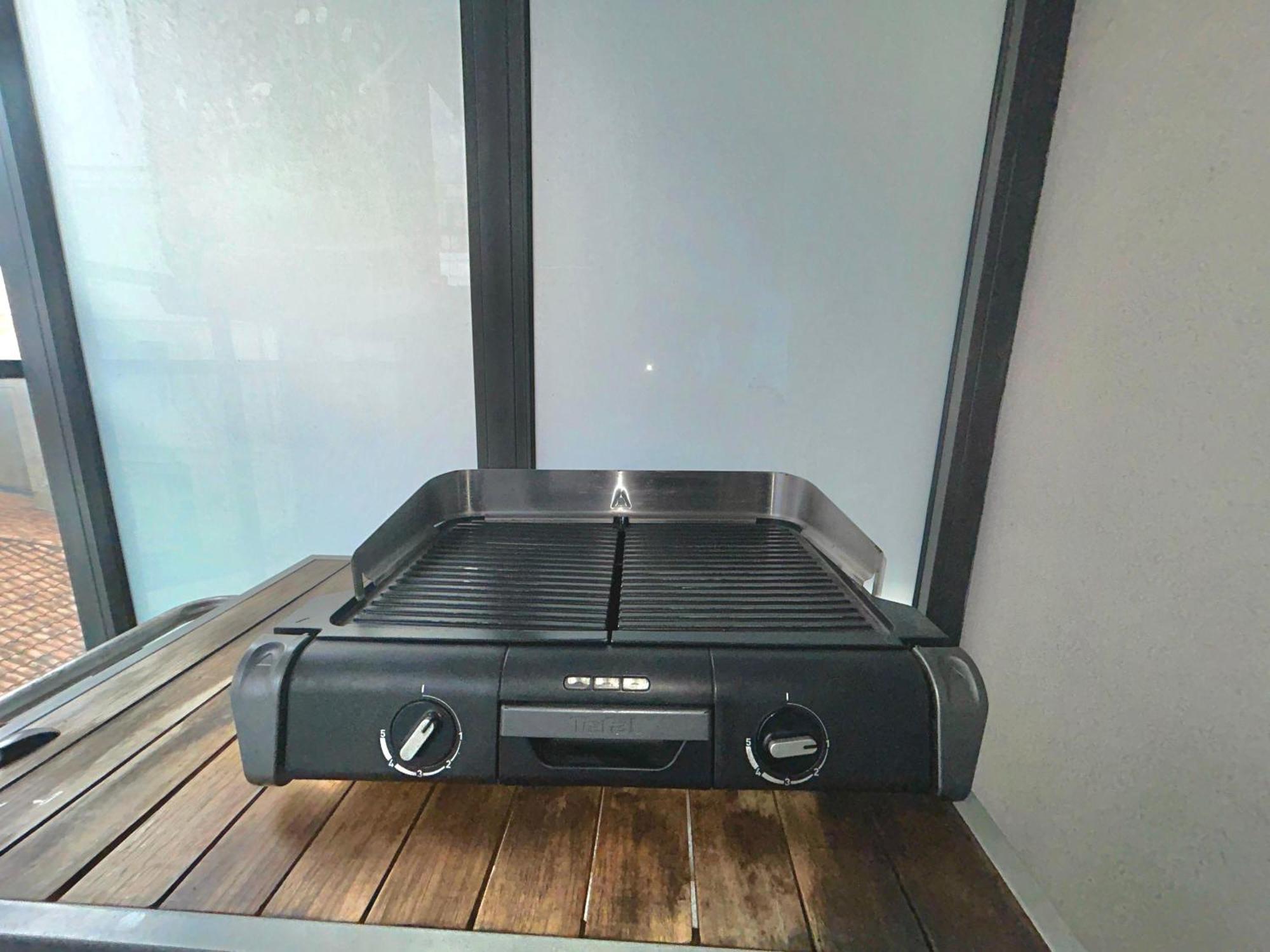 Le 13Or - Appartement De Charme En Plein Centre Ville Avec Parking Et Jolie Terrasse - Panier Joliette Vieux Port Marseille Kültér fotó