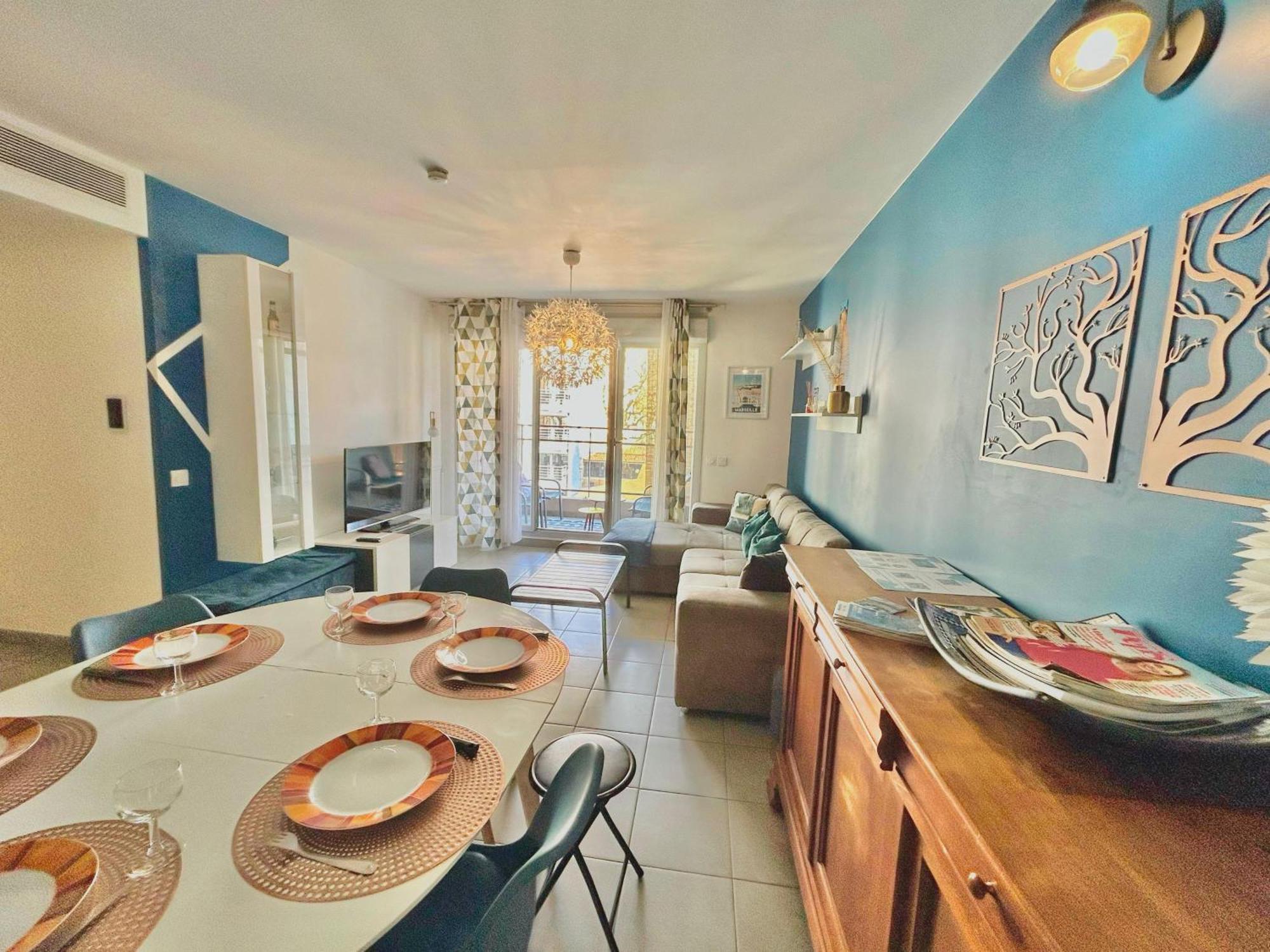 Le 13Or - Appartement De Charme En Plein Centre Ville Avec Parking Et Jolie Terrasse - Panier Joliette Vieux Port Marseille Kültér fotó